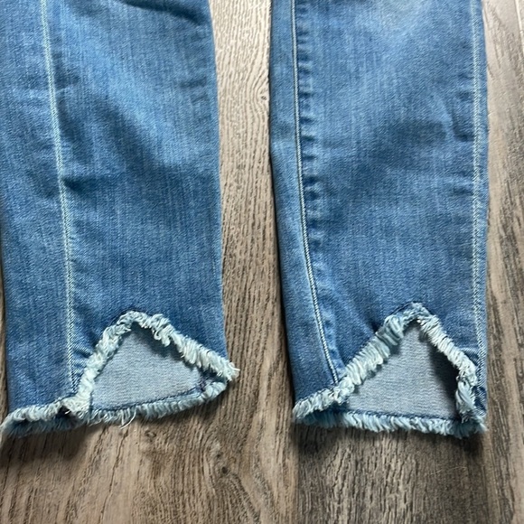 Seven for All Mankind Women’s The Ankle Skinny, Raw hem, high rise, size 26 - Picture 8 of 11